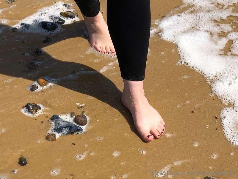 My feet at the beach! Could you resist them if you saw them ..