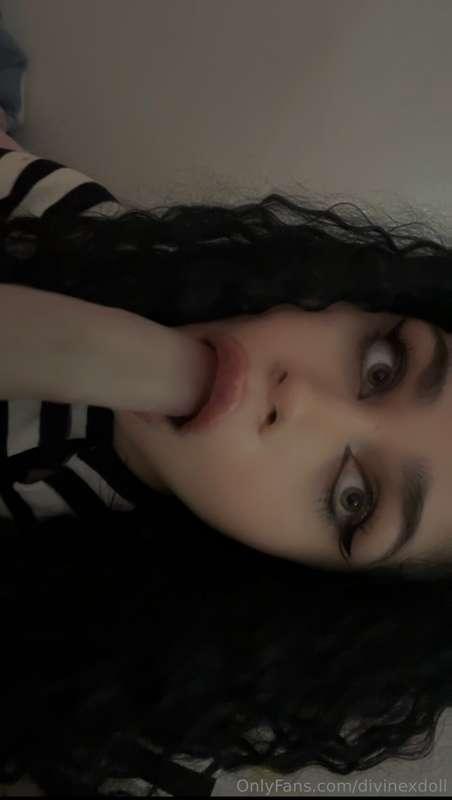 divinexdoll image #1