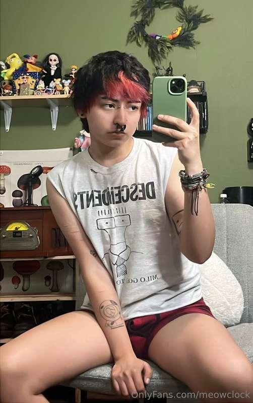late night posting v; i’m sick bleh