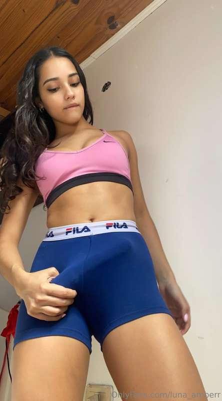 🔞@official.martina😈 Juicy girl with no limits🔞😈 She shoots i..