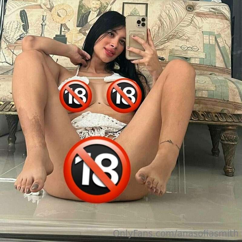 Latina pussy is the best pussy(;