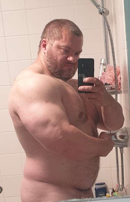 Felt huge! So thought I'd take some selfies hahaha 💪💪💪