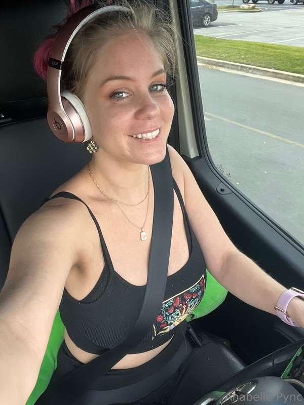 Driving to shoot with my besties Miss Sablique Von Lux Godde..