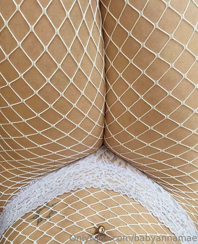 i'm such a daddy's girl, especially when i want my pussy ate..