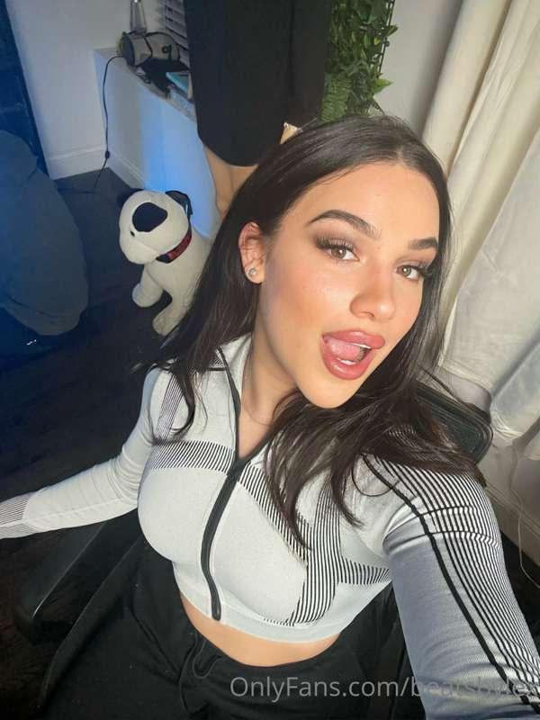 Girls just wanna have fun😜
DM me if you want to join me😉