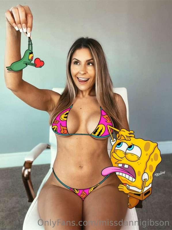 Happy Tuesday! Do you like my friends? 😏
