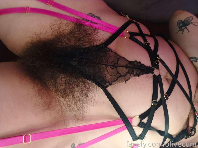 Shave?? 🪒 🥲
Have u ever wondered if I could shave off my bush?

If u want to see me shave, throw a donation here below 😁🥰


#fyp #asia #asianbaby #bush #alt #goth #hairy #hairypussy #curvy #lingerie