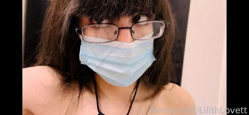 Emo schoolgirl relieves herself (Part 1) 🖤🤍

#LilithLovett #trans #transsexual #ts #necktie #blouse #mask #schoolgirl #breasts #boobs #tits #nipples #cock #gock #girlcock #uncut #noncut #uncircumcised #erect #shaft #balls #stripping #sportsbra #masturbation #oil #oiled 