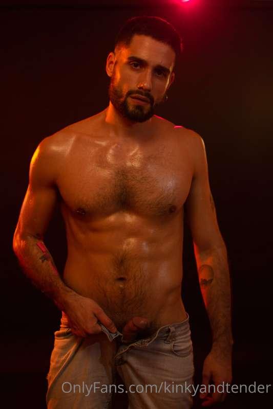 Hey there, lovers! I've been playing with @elalumbrador 📸
Th..