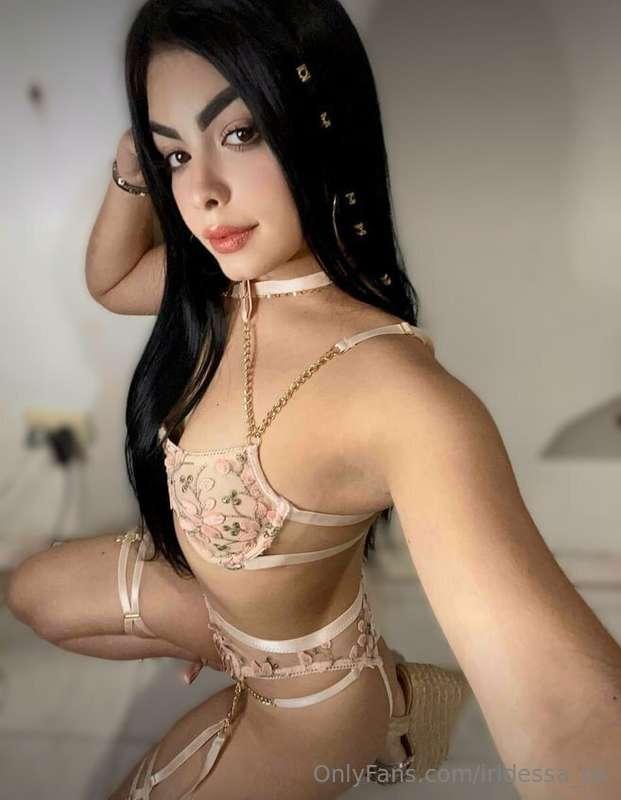 🔥 @sweetgrevzla 🔥Would you like to watch my explicit content..
