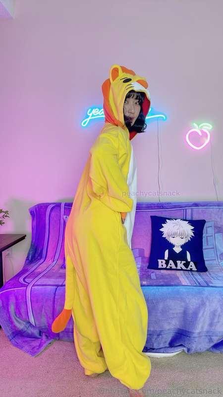 peachycatsnack image #3