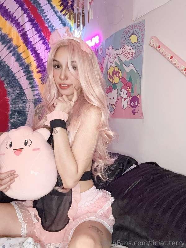 Feeling adorable UwU message me or check out @ticiat.terry2 ..