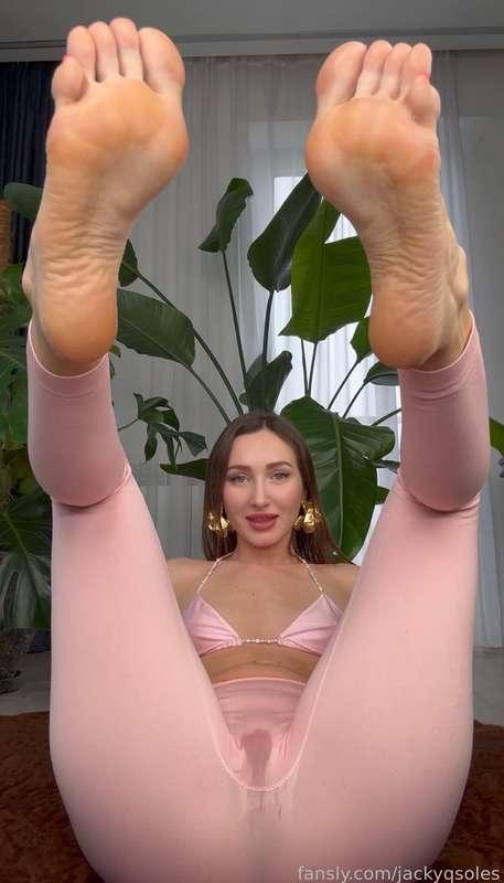 jackyqsoles image #1