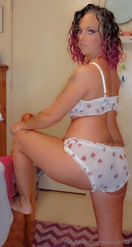 What will you take off first? Bra or panties? 😼
