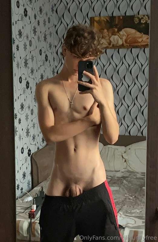 I need a good body massage and hugs 🤗