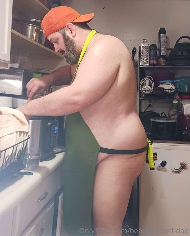 bearish-nerd-dad image #0