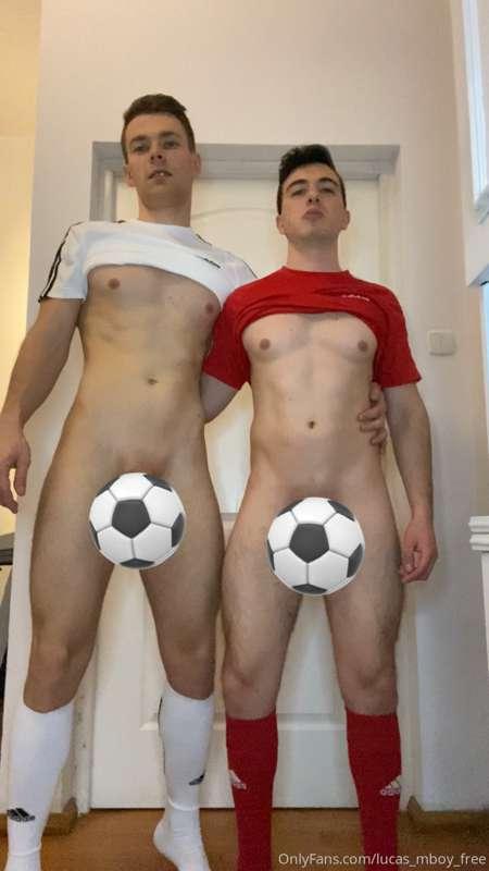 Me and @filiphot2020 like playing with balls 💪🥵