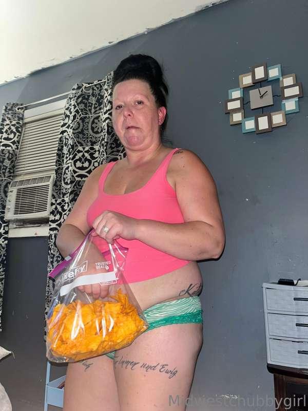 midwestchubbygirl image #6