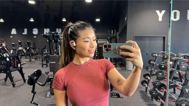 No sweat, no gain. Here's to feeling good at the gym! 🏆