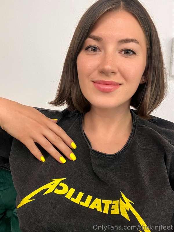 🤘