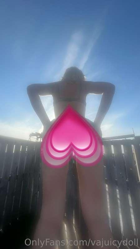 Check your messages ;) 🍑