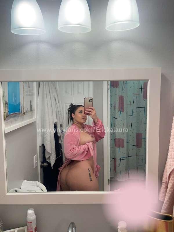 Boy you know this ass super phat 😋💦