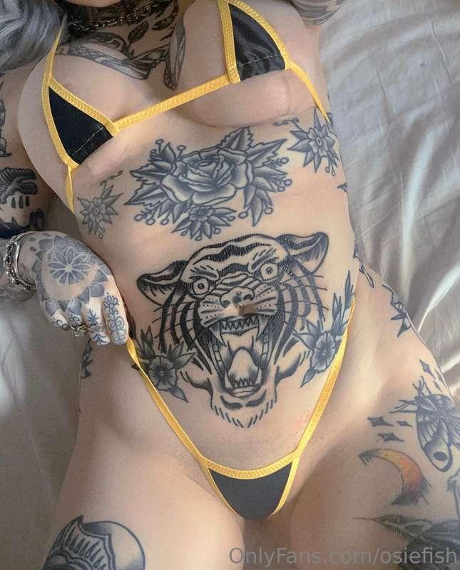 Micro bikini 🖤💛🖤