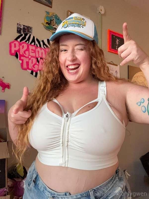 Would you fuck me at the truck stop? 👀