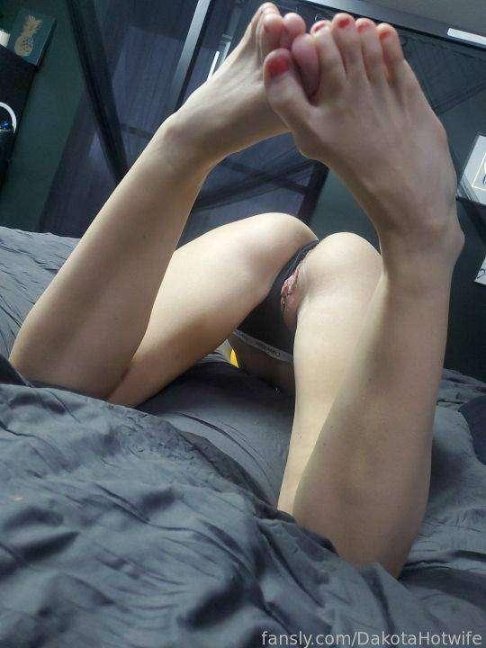 dakotahotwife image #80