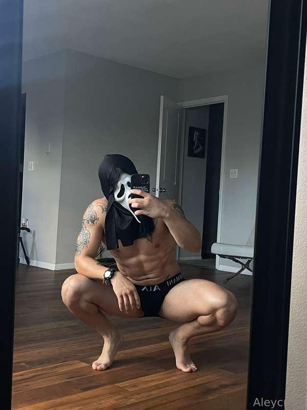 Halloween 🎃 content on my main page 🎃😈