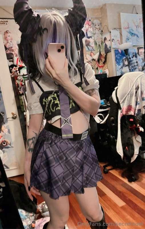 Do you think I should do more La+ photos, y/n?