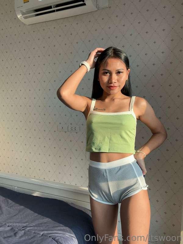 Are my clothes too tight? hehe some things are almost reveal..