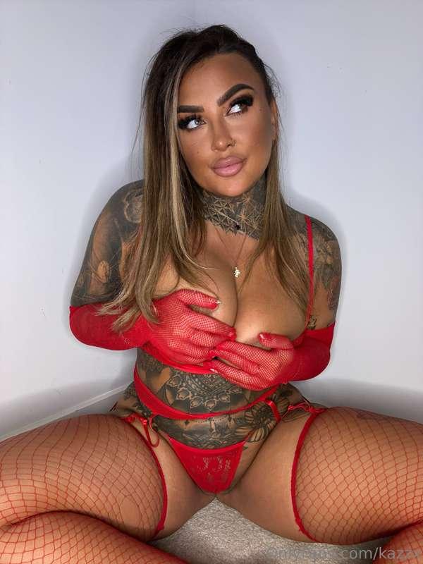Do you think you'd be able to break me?😏😏