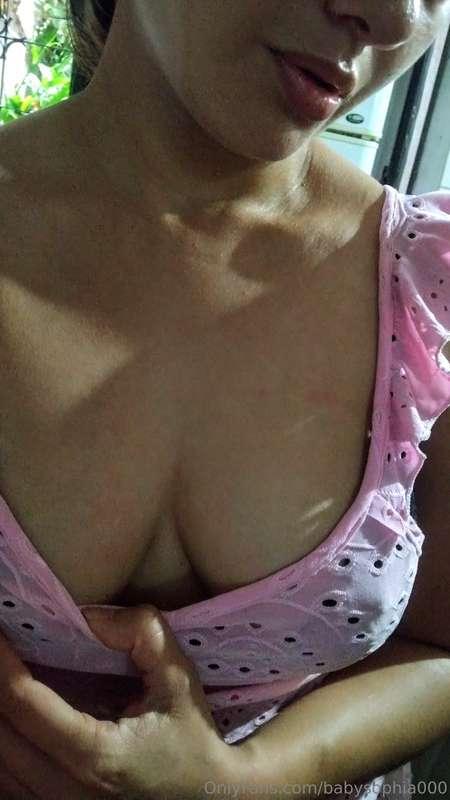 My cleavage, the center of your universe... there is nothing..