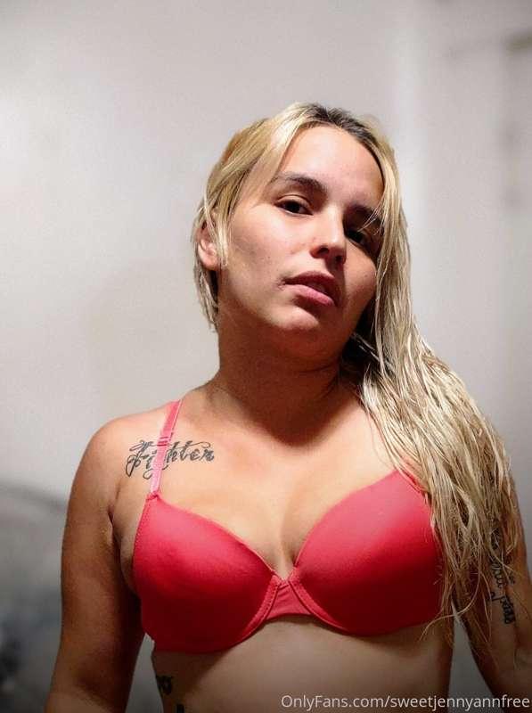 Anyone want to be dominated... You know you do!!!! Worship m..