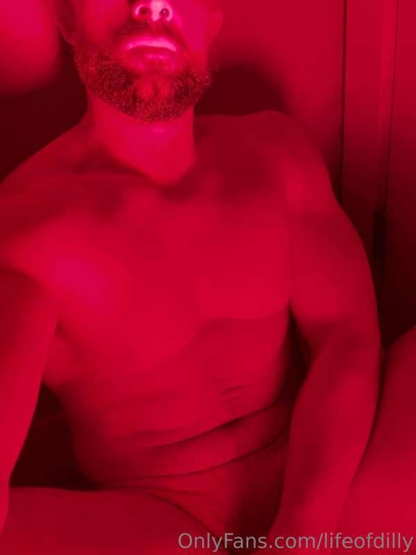 Would you red light with me naked?