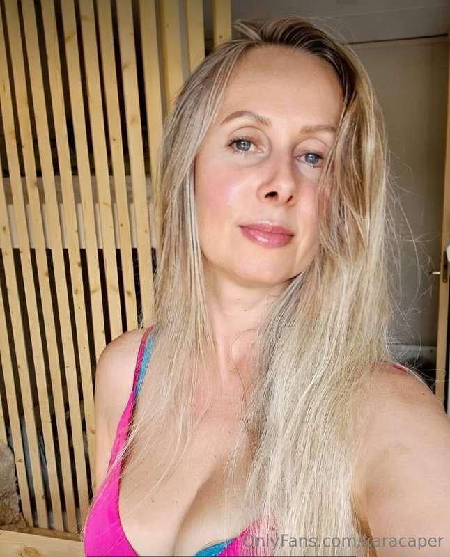 🟢She @onlyfans-jelly is ready for your cock🟢Naughty mommy wh..