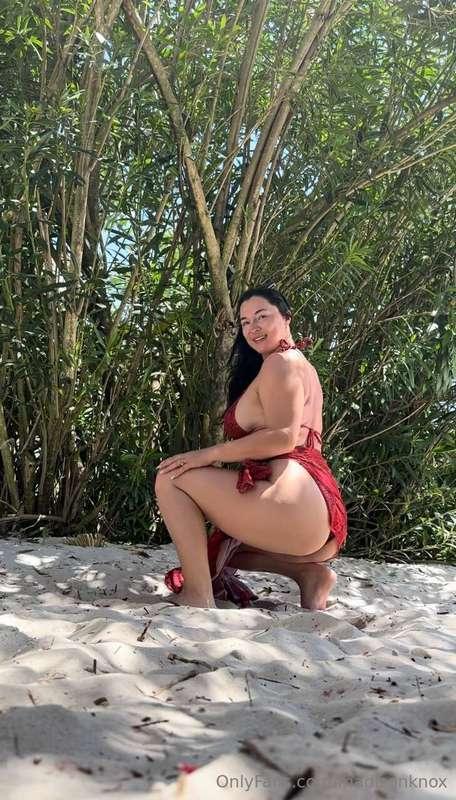 I have exactly what you want, let me  show you😈