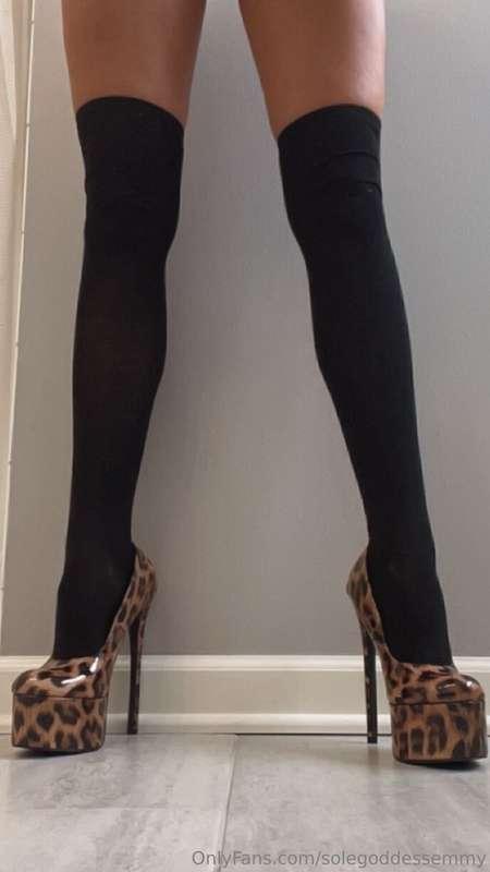 Preview: Stay tuned boys….. some 🔥🔥 headed your way this wee..