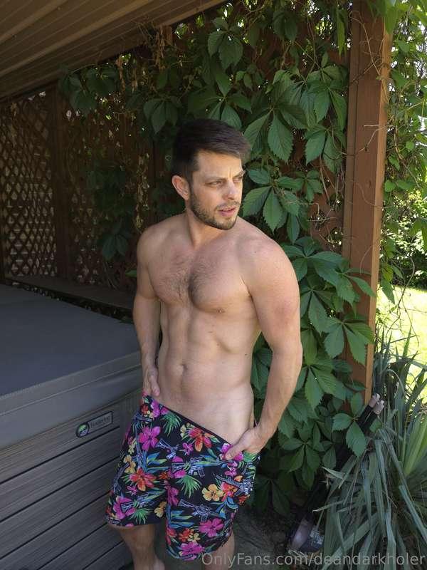 Happy thirsty Thursday 😈😈