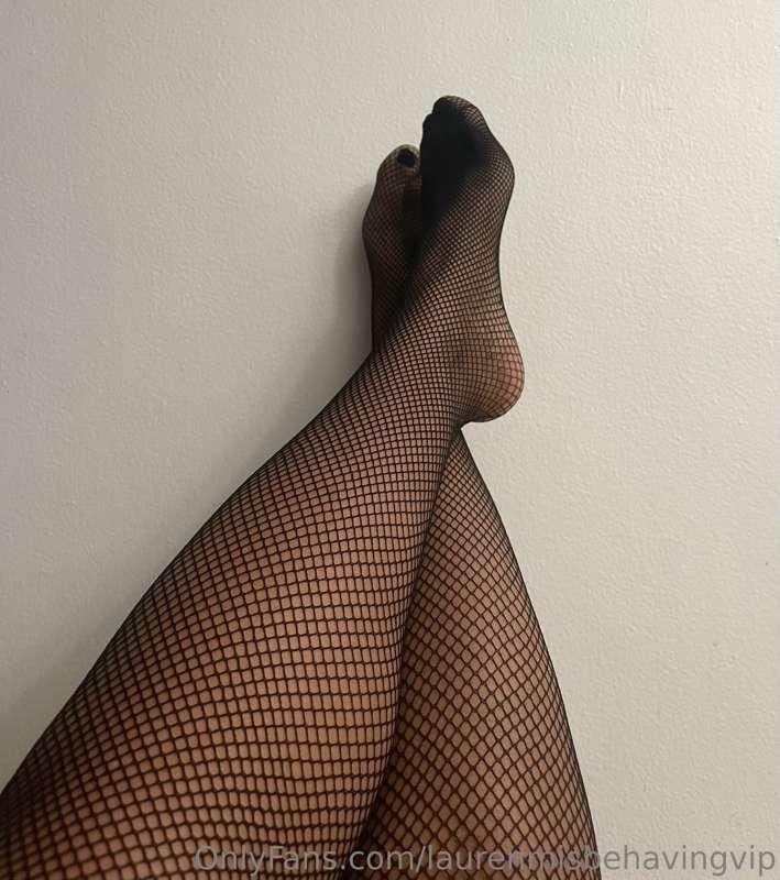 Fishnets anyone? 😘