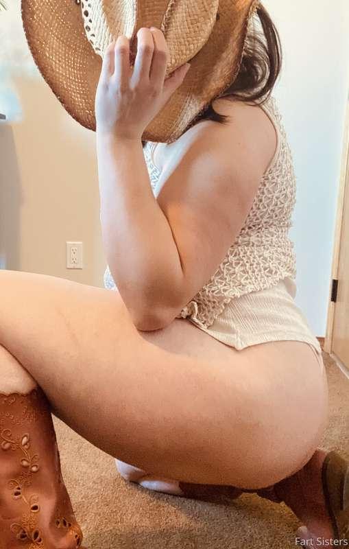 fartsisters image #0
