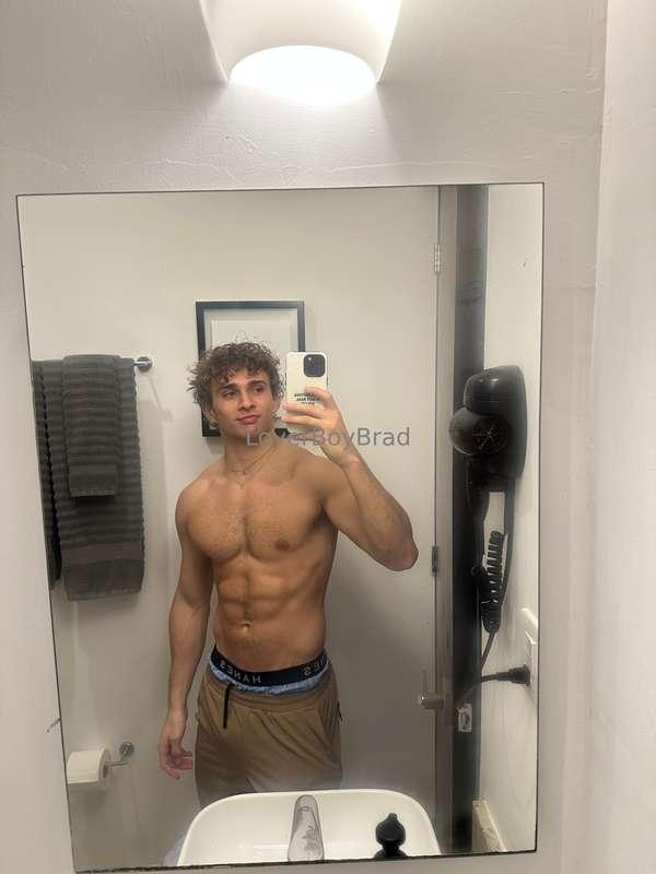 loverboybrad image #2