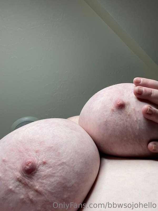 Tits for DAYS!