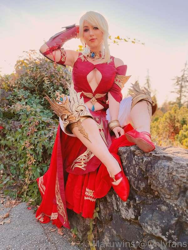 Finished and shot my Lyse Hext cosplay!! I’m really proud of..