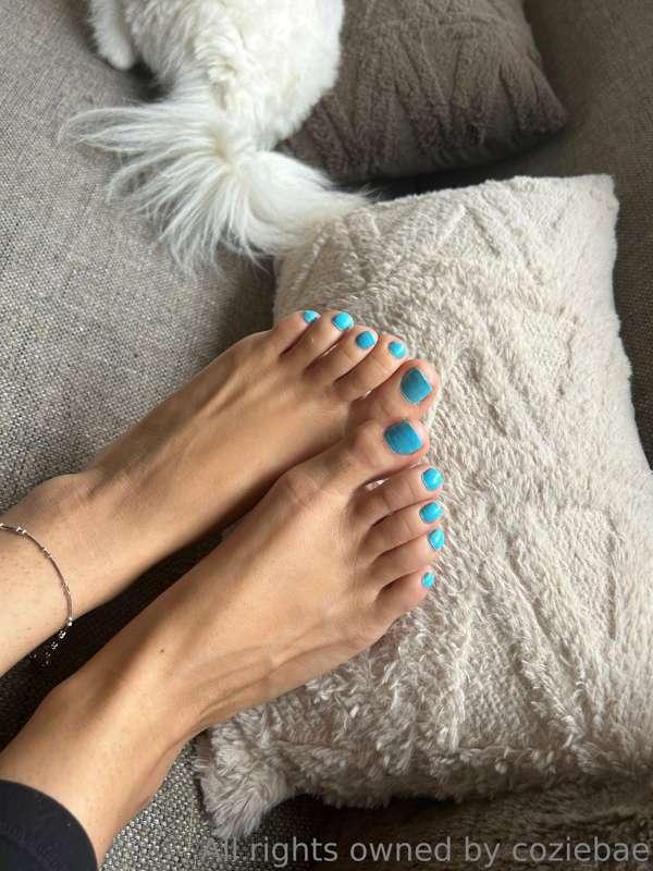 Like my pedi? 💙