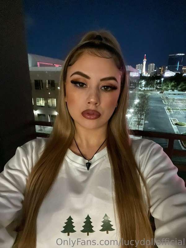 lucydollofficial image #1