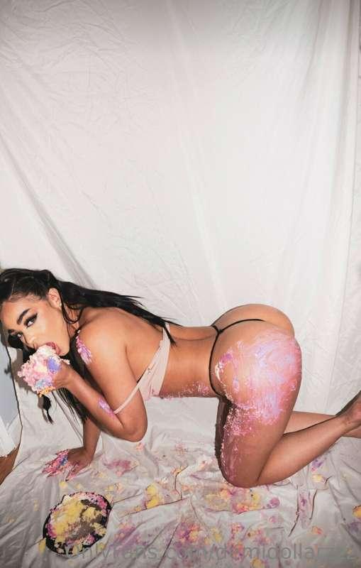Come eat it 👅