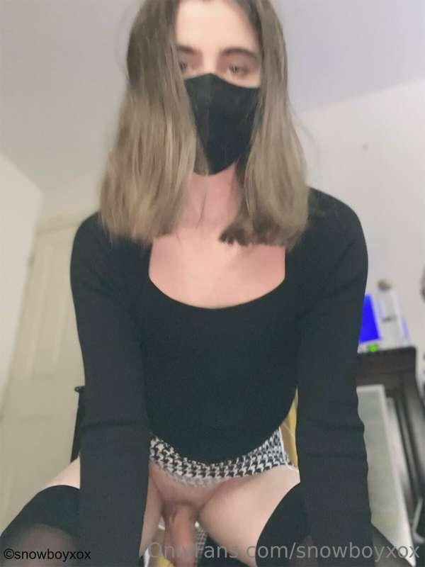 So I may be meeting a cute femboy in a couple of weeks! Look..