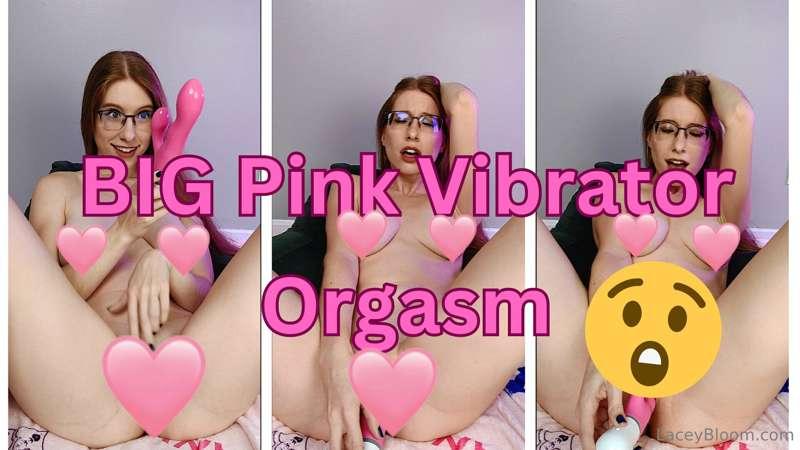 You should 💦 on my boobs while I cum with my BIG vibrating d..